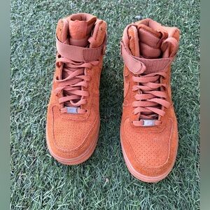Nike Air Force Tan 1 Hi Suede ‘Tawny’ Sz(8)